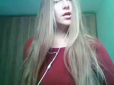 Snapshot of Evasapples chatting on September 27, 2025, 1:05 pm Evasapples online show from September 27, 2025, 1:05 pm