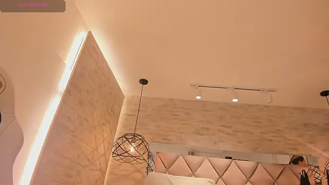 dorothy vegga online show from March 5, 2025, 3:18 am