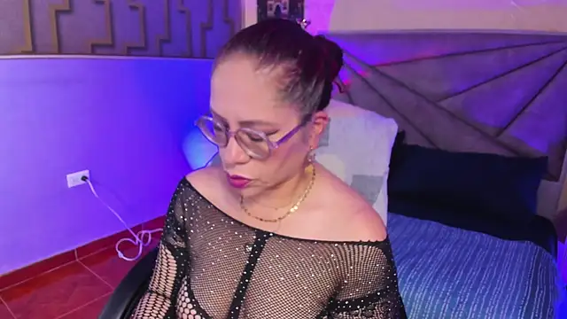 maria paulac online show from October 16, 2025, 5:41 am