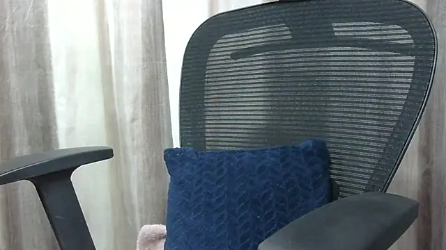 Snapshot of Lovely_Sanvi chatting on March 8, 2025, 2:45 am Lovely Sanvi online show from March 8, 2025, 2:45 am