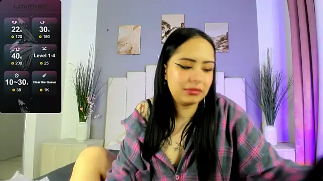 baby  kim online show from March 1, 2025, 8:56 am