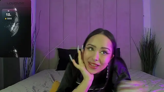 baby  kim online show from March 4, 2025, 11:32 pm