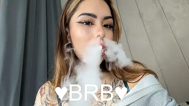 baby  kim online show from October 21, 2025, 8:09 pm