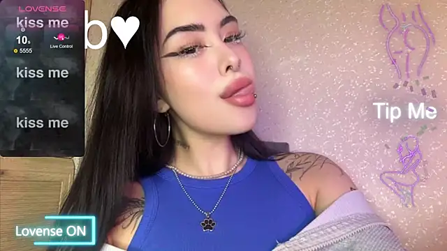 baby  kim online show from April 21, 2026, 6:31 am