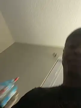 Snapshot of megstarzxxx chatting on October 5, 2025, 12:42 am megstarzxxx online show from October 5, 2025, 12:42 am