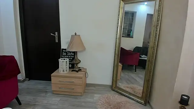 Kathy Evvy online show from February 23, 2025, 9:05 pm