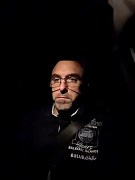 Crosss-23cm online show from November 9, 2025, 8:40 pm