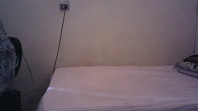 Snapshot of pornstarbrezillian chatting on September 18, 2025, 2:30 pm pornstarbrezillian online show from September 18, 2025, 2:30 pm