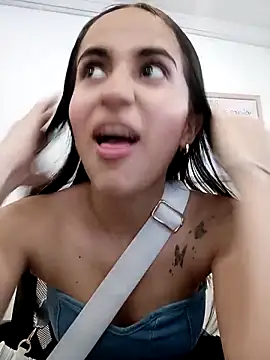 Mia Fischer online show from October 11, 2025, 7:12 pm