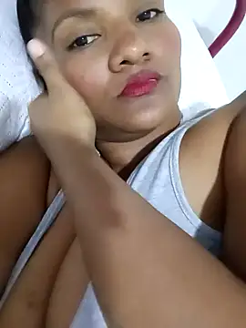 Snapshot of alejandraboobs07 chatting on December 15, 2024, 4:29 am alejandraboobs07 online show from December 15, 2024, 4:29 am