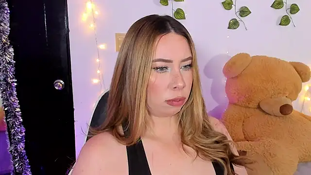 JanneKim online show from April 10, 2026, 7:51 pm