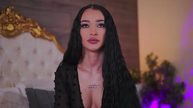 DeniseDevilles online show from January 3, 2025, 6:44 am