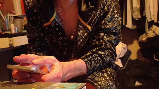 smokee parT903 online show from February 16, 2026, 5:25 am