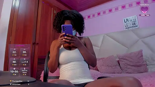 CoccoBele69 online show from March 18, 2025, 10:04 pm