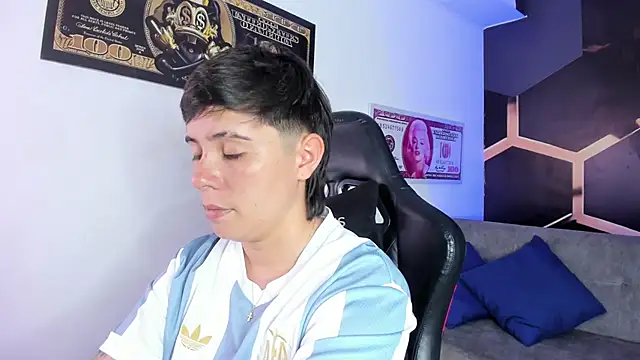 AbbySmiitth  online show from October 10, 2025, 7:13 pm