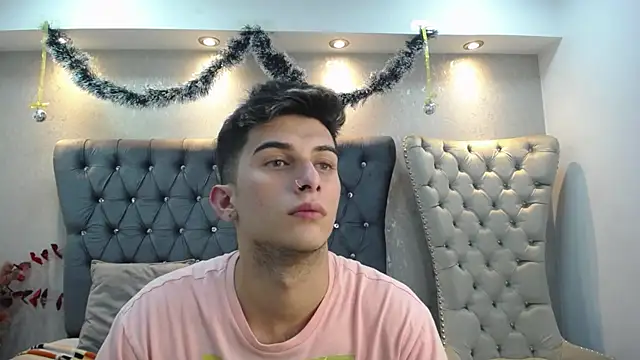 Snapshot of MrWilliseo chatting on December 29, 2024, 4:59 am MrWilliseo online show from December 29, 2024, 4:59 am