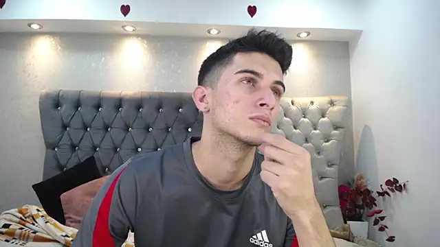 Snapshot of MrWilliseo chatting on February 27, 2025, 8:09 pm MrWilliseo online show from February 27, 2025, 8:09 pm