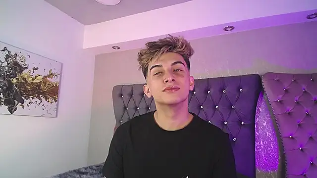 Snapshot of MrWilliseo chatting on September 24, 2025, 2:15 am MrWilliseo online show from September 24, 2025, 2:15 am