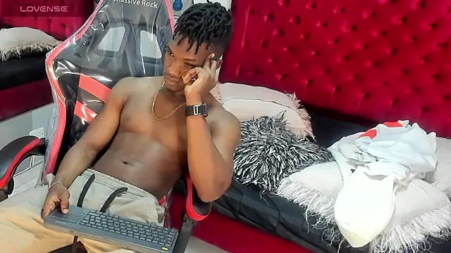 Snapshot of KENDER21_ chatting on January 15, 2025, 12:04 pm KENDER21  online show from January 15, 2025, 12:04 pm