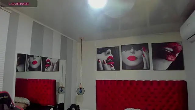 Snapshot of KENDER21_ chatting on February 12, 2025, 12:22 pm KENDER21  online show from February 12, 2025, 12:22 pm