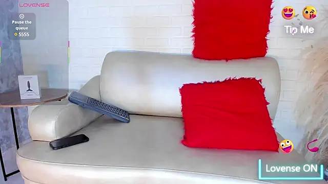 Snapshot of KENDER21_ chatting on February 25, 2025, 3:49 pm KENDER21  online show from February 25, 2025, 3:49 pm