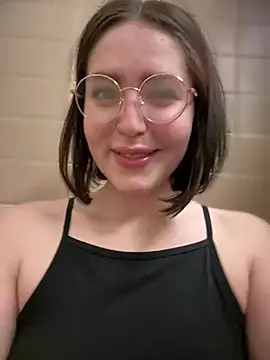 meow girl online show from January 12, 2025, 11:17 am