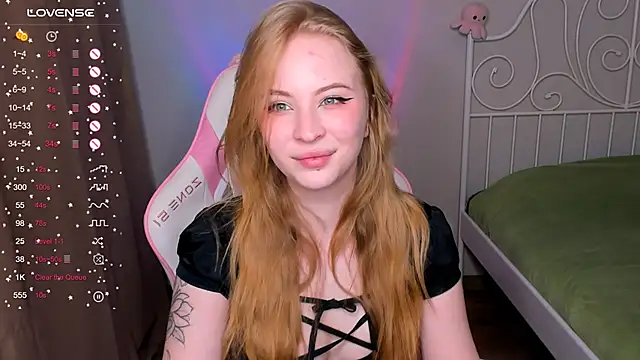 lilKitty Melanie online show from November 1, 2025, 9:39 pm