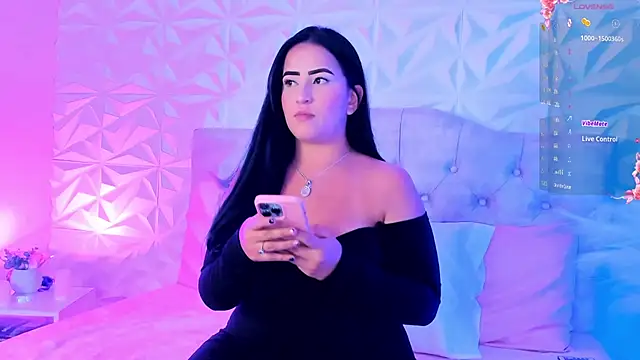 Snapshot of Miss_Ivy4 chatting on January 25, 2025, 3:51 am Miss Ivy4 online show from January 25, 2025, 3:51 am