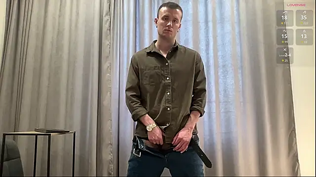 Snapshot of cute_mark chatting on March 11, 2026, 5:13 am cute mark online show from March 11, 2026, 5:13 am