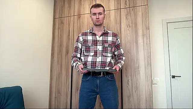 Snapshot of cute_mark chatting on March 14, 2026, 6:19 am cute mark online show from March 14, 2026, 6:19 am