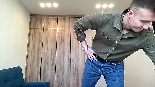 Snapshot of cute_mark chatting on March 28, 2026, 5:29 am cute mark online show from March 28, 2026, 5:29 am