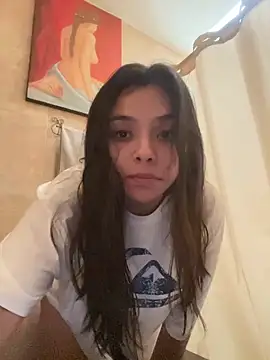 Snapshot of adry_moon666 chatting on November 20, 2025, 2:39 pm adry moon666 online show from November 20, 2025, 2:39 pm