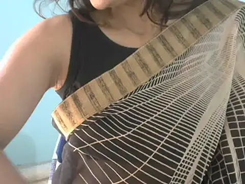 Snapshot of Nehasingh2024 chatting on December 25, 2024, 9:02 am Nehasingh2024 online show from December 25, 2024, 9:02 am