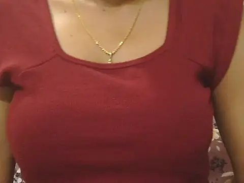 Snapshot of _FluffyHxney_ chatting on September 14, 2025, 5:34 pm  FluffyHxney  online show from September 14, 2025, 5:34 pm