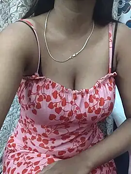 Snapshot of Ishaani_0 chatting on February 22, 2025, 8:31 pm Ishaani 0 online show from February 22, 2025, 8:31 pm