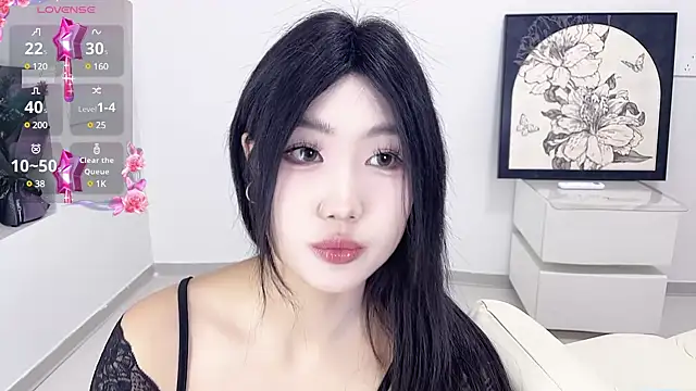 xyebobs online show from December 2, 2024, 11:01 am