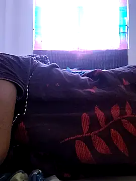 Snapshot of Tamilrojanew chatting on September 11, 2025, 5:29 am Tamilrojanew online show from September 11, 2025, 5:29 am