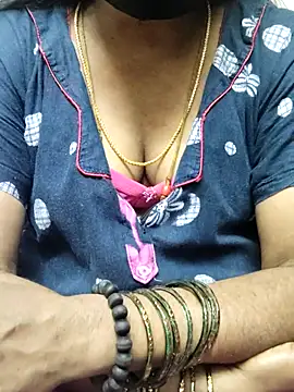 Snapshot of Tamilrojanew chatting on September 17, 2025, 7:54 am Tamilrojanew online show from September 17, 2025, 7:54 am