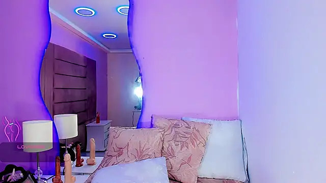 Shanelengel online show from April 3, 2026, 9:24 pm