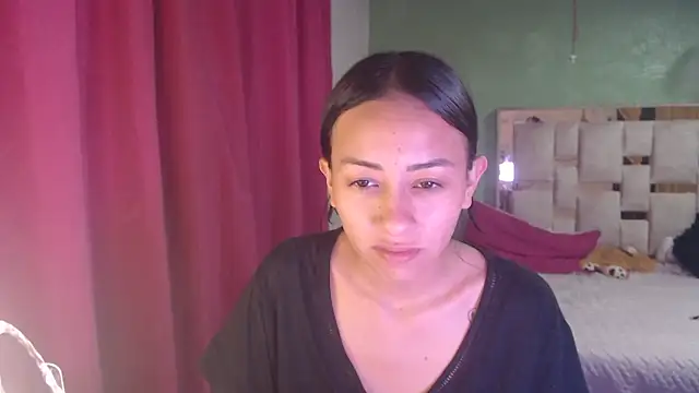 Little aphrodite online show from December 5, 2025, 1:36 am