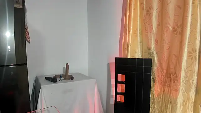 Little aphrodite online show from April 2, 2026, 1:03 am