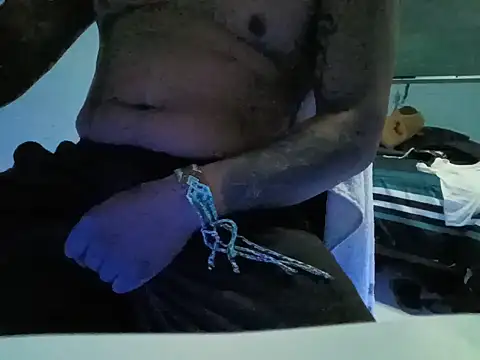 Javierhot666 online show from May 18, 2026, 2:29 am