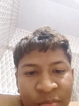 Tu papi 69  online show from September 26, 2025, 6:34 pm