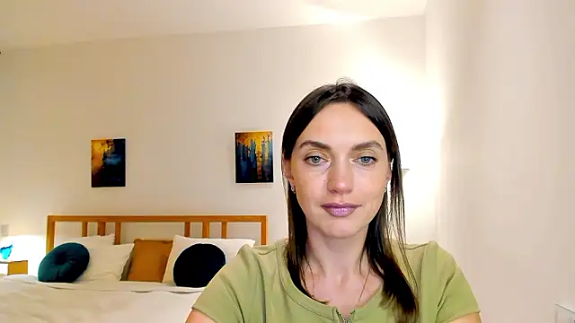 Snapshot of LovelyeeMia chatting on December 7, 2024, 6:15 pm LovelyeeMia online show from December 7, 2024, 6:15 pm