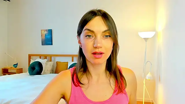 Snapshot of LovelyeeMia chatting on December 20, 2024, 11:32 am LovelyeeMia online show from December 20, 2024, 11:32 am