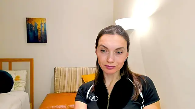 Snapshot of LovelyeeMia chatting on December 20, 2024, 5:51 pm LovelyeeMia online show from December 20, 2024, 5:51 pm