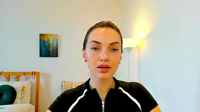 Snapshot of LovelyeeMia chatting on December 28, 2024, 8:05 am LovelyeeMia online show from December 28, 2024, 8:05 am