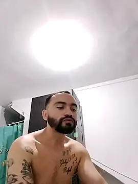 Juandiam online show from July 3, 2026, 1:45 am