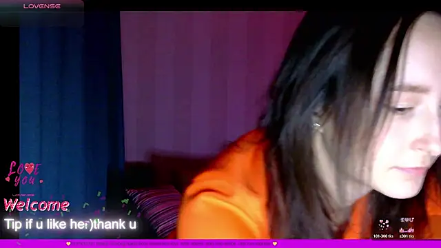 Snapshot of LilyXSky chatting on October 20, 2025, 3:23 pm LilyXSky online show from October 20, 2025, 3:23 pm