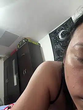 Snapshot of angela_angels_ chatting on February 2, 2025, 9:40 am angela angels online show from February 2, 2025, 9:40 am